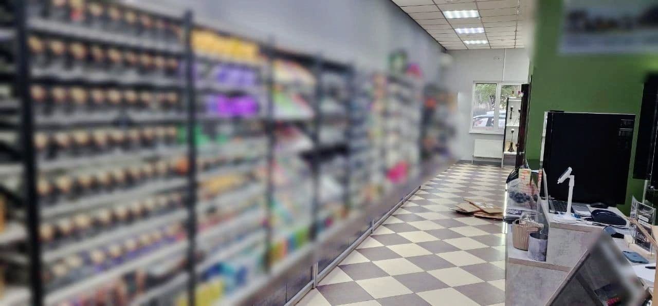 В КРАСНОДАРЕ СОТРУДНИКИ ОБЭП❗️ВЗЯЛИ В ОБОРОТ 36-ЛЕТНЕГО ВЛАДЕЛЬЦА ПЯТИ ТАБАЧНЫХ МАГАЗИНОВ ЗА
